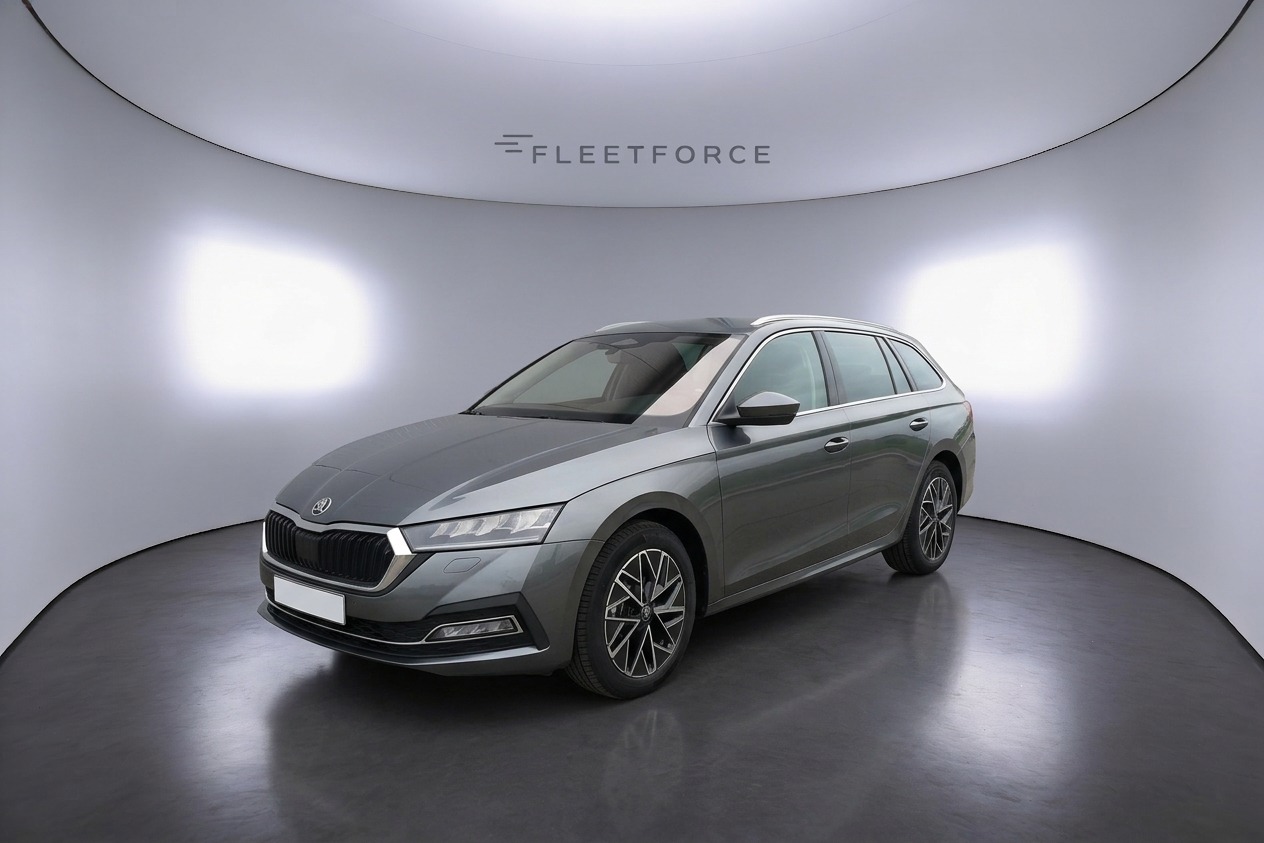 Skoda Octavia 1.5 TSI mHEV 110 kW Selection in Grau