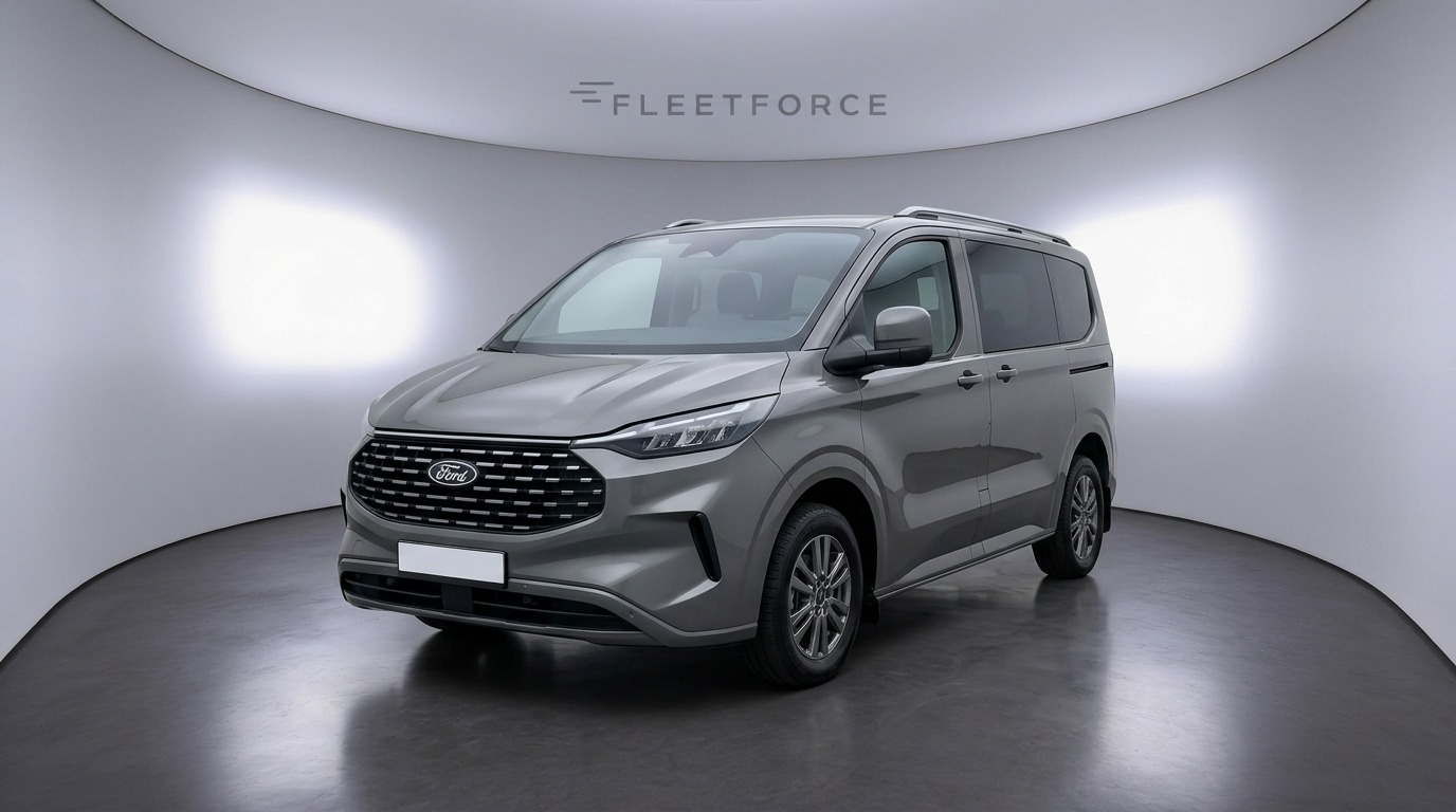 Ford Tourneo Titanium in Grau
