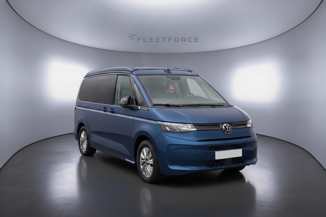 VW California Beach in Blau