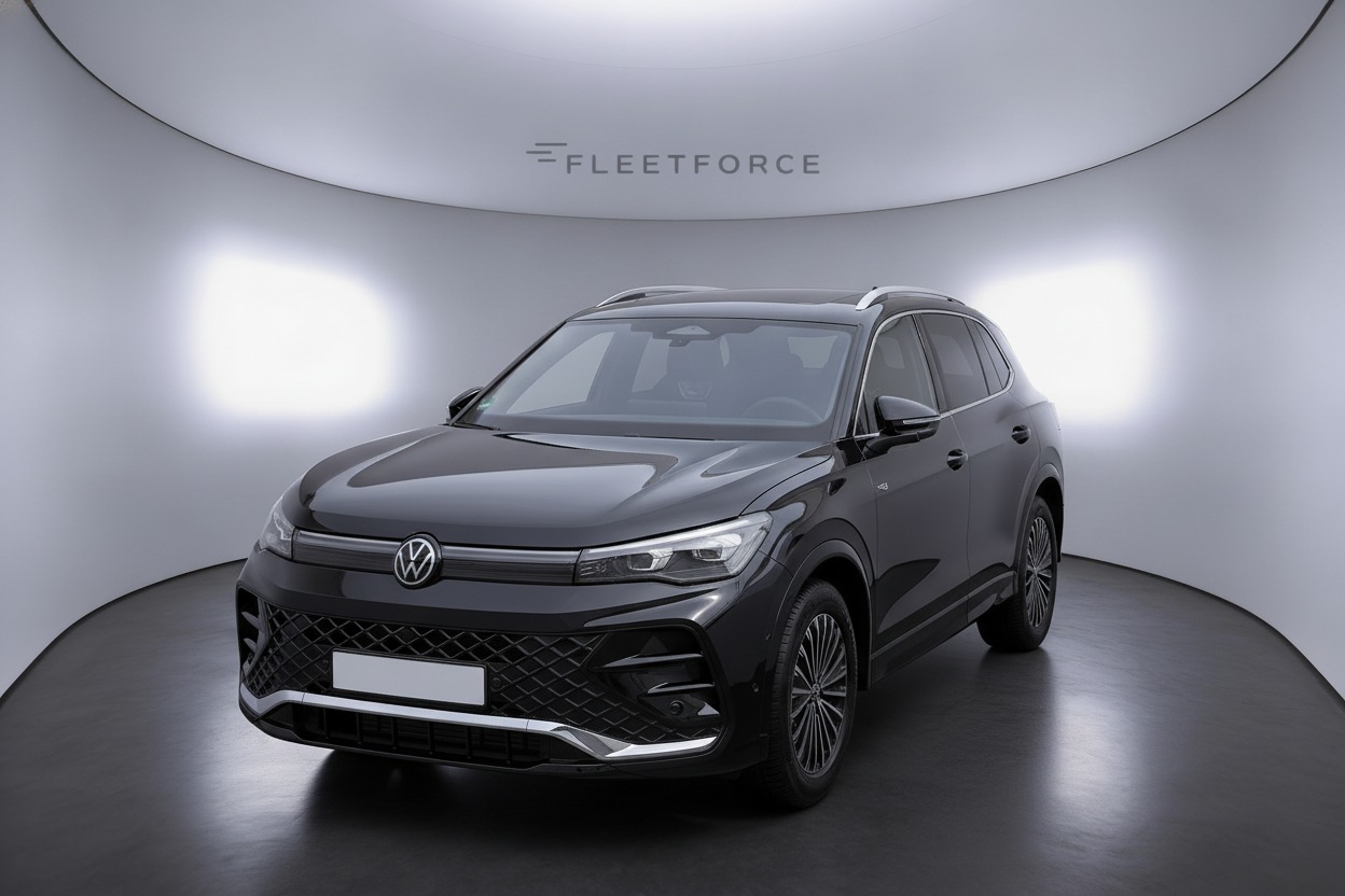 VW Tiguan 2.0 TDI 110 kW R-Line in Schwarz