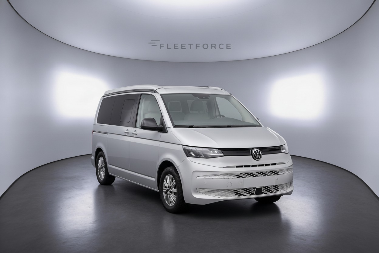 VW California Beach in Silber