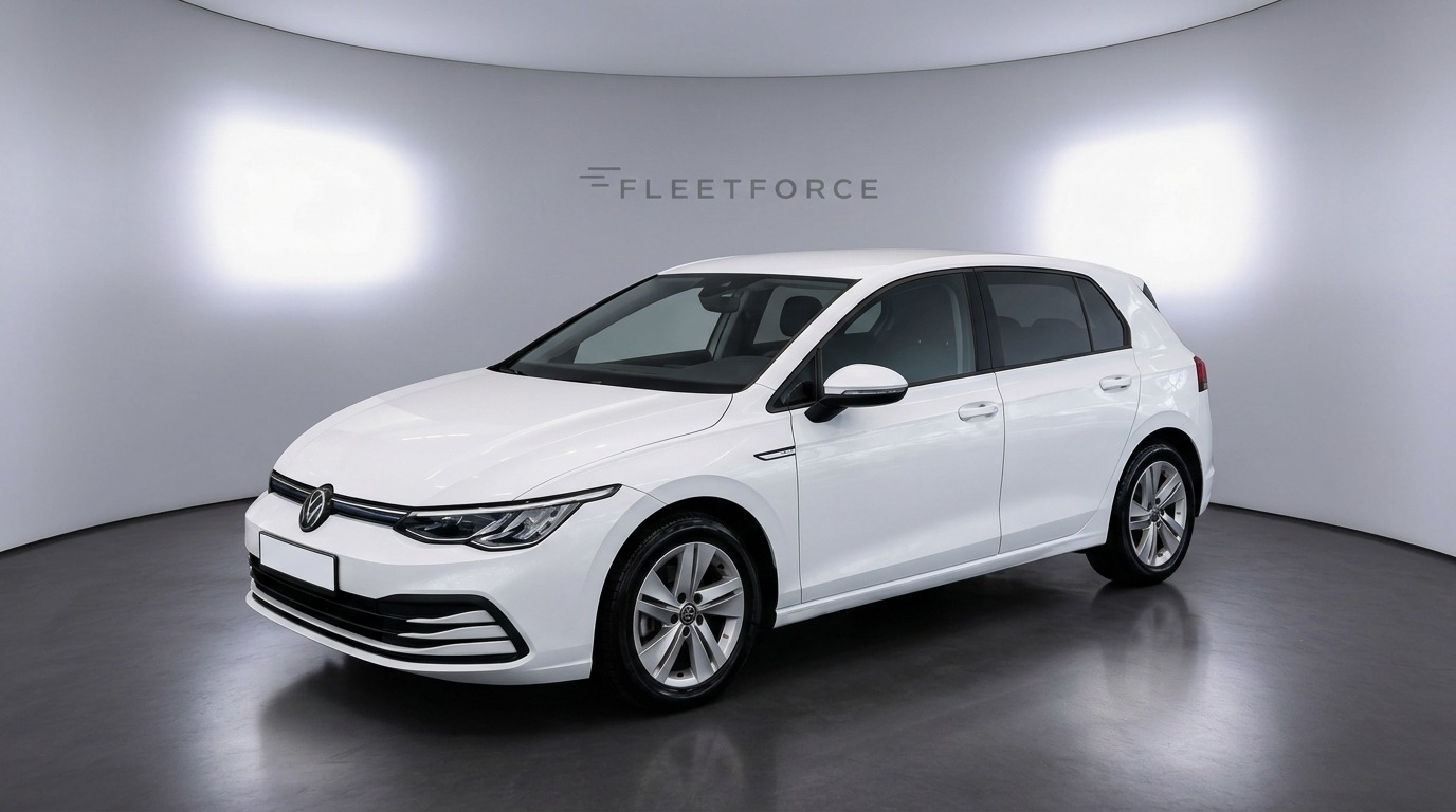 VW Golf Basis in Weiß