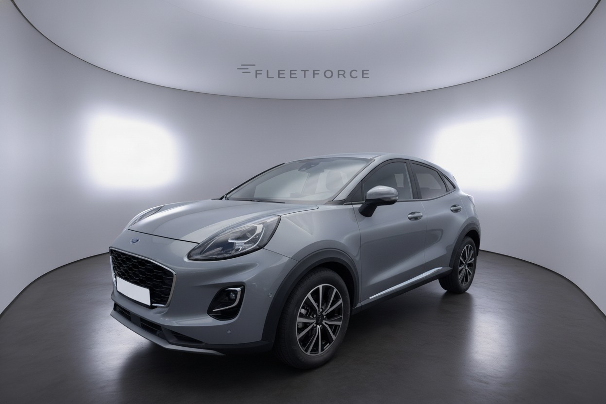 Ford Puma Titanium in Silber