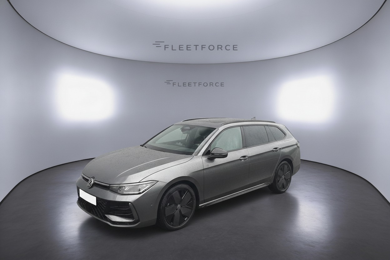 VW Passat Variant 2.0 TDI 142 kW 4Motion R-Line in Grau