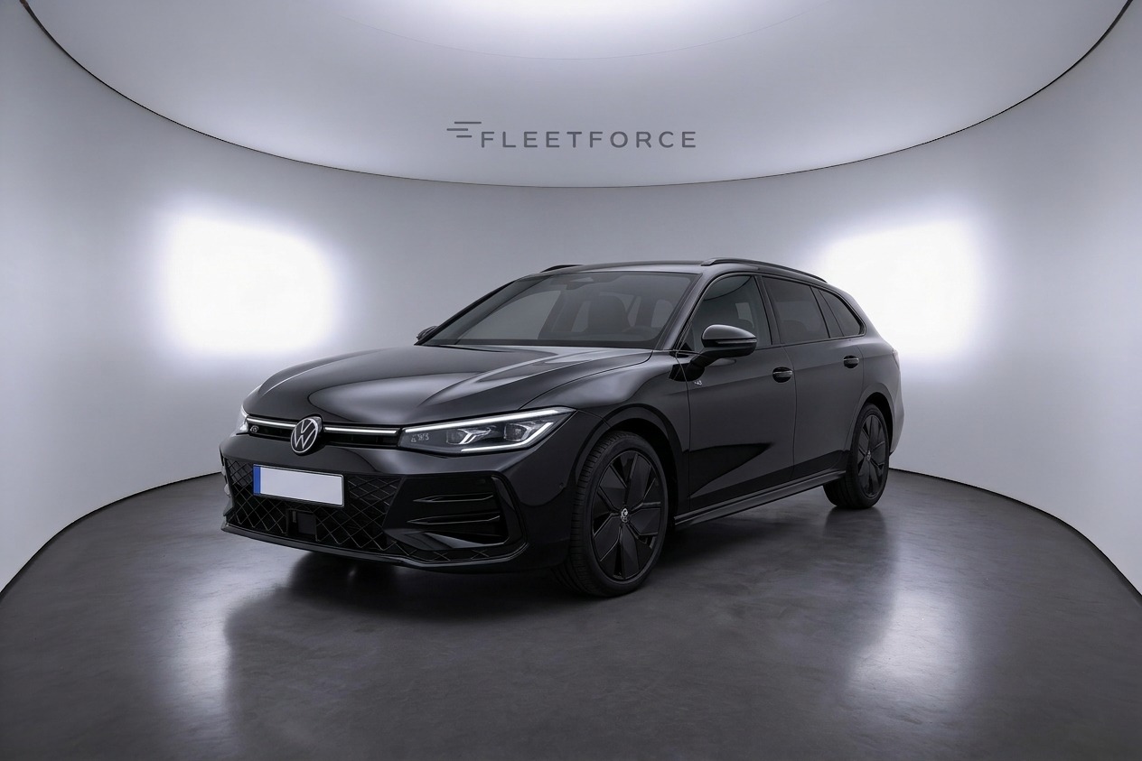 VW Passat Variant 2.0 TDI 142 kW 4Motion R-Line in Schwarz