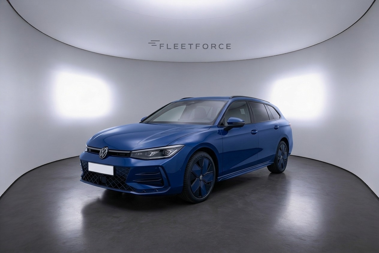 VW Passat Variant 2.0 TDI 142 kW 4Motion R-Line in Blau