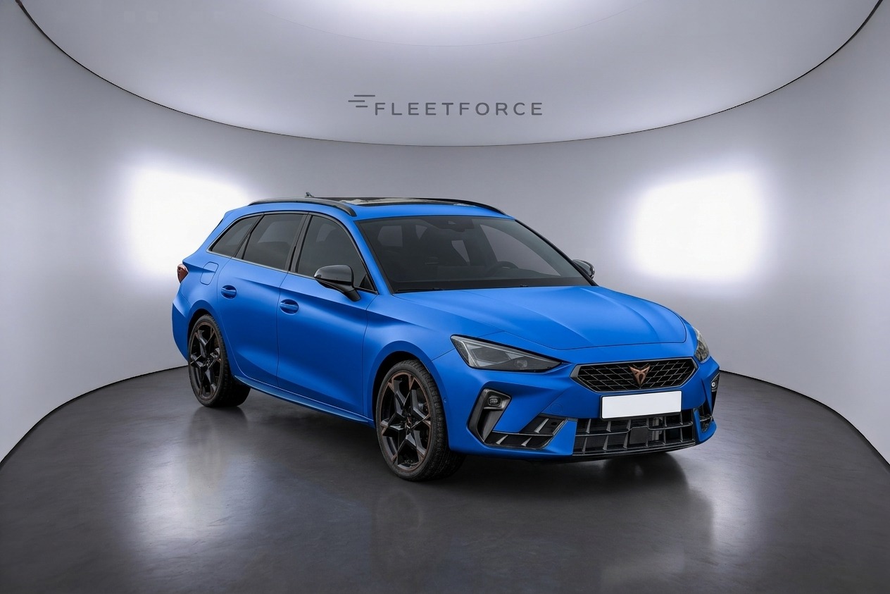 Cupra Leon 1.5 eTSI 110 kW in Blau