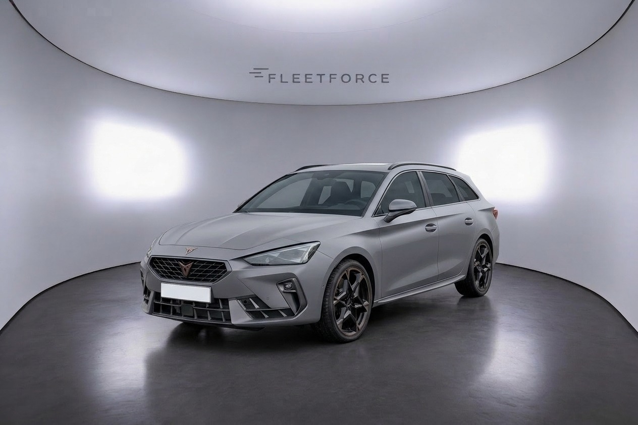 Cupra Leon 1.5 eTSI 110 kW in Grau