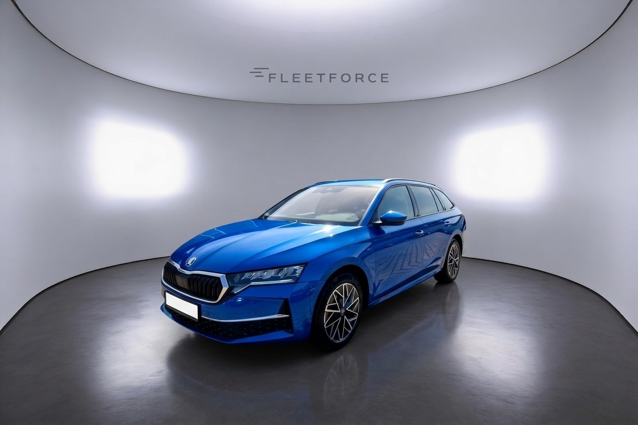Skoda Octavia Combi Selection in Blau