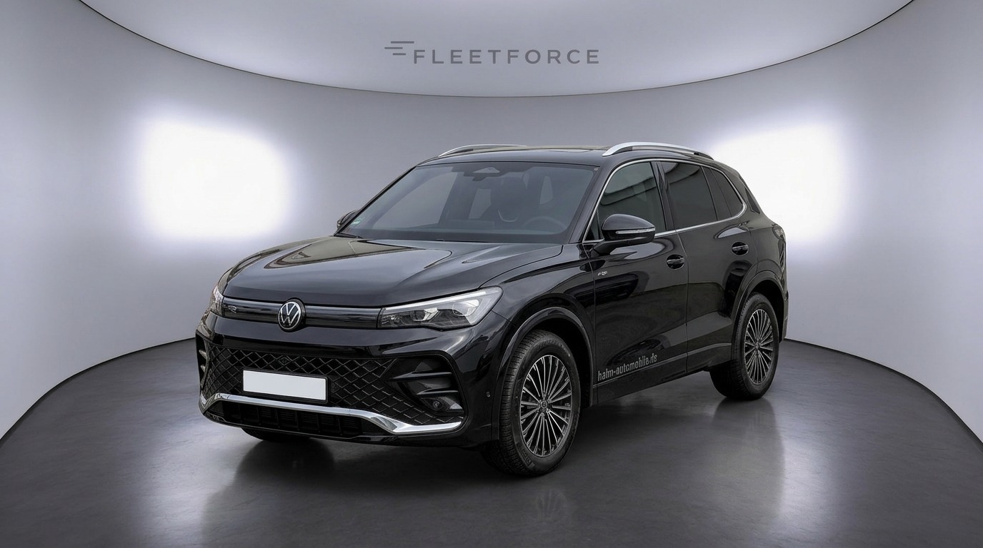 VW Tiguan 2.0 TSI 150 kW R-Line in Schwarz