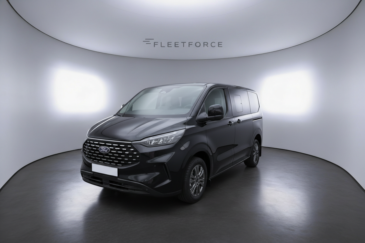 Ford Tourneo Custom 320 L1 Titanium in Schwarz