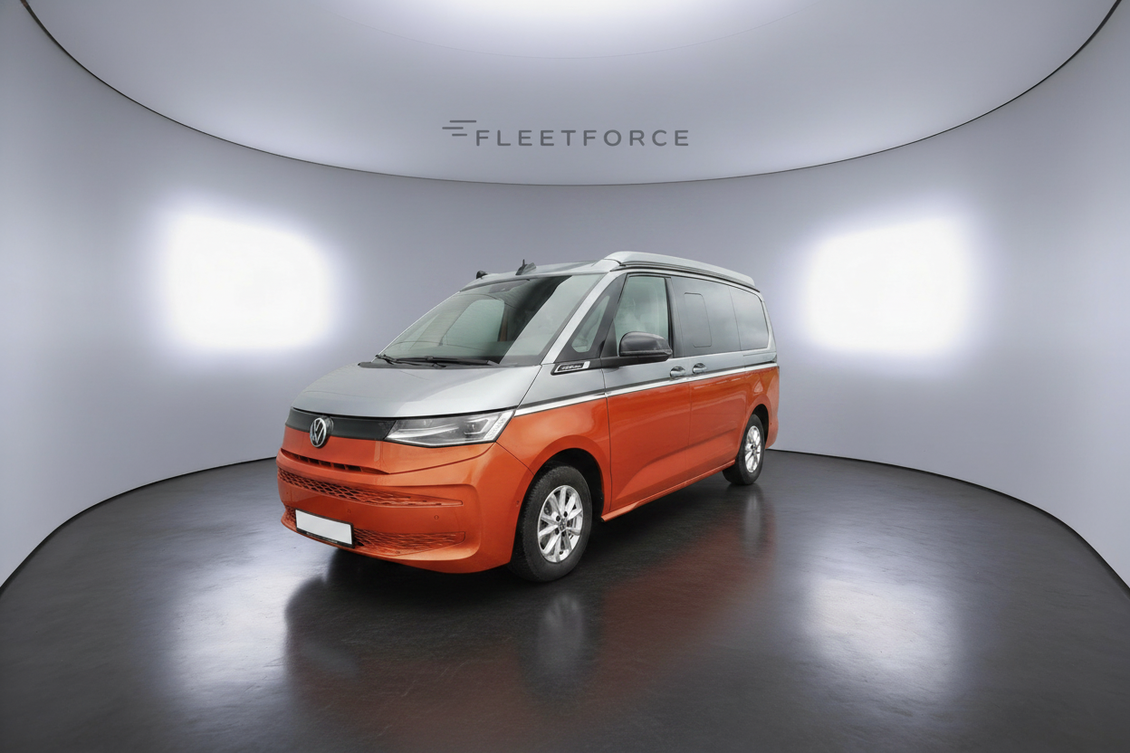 VW T7 California California Beach in Orange