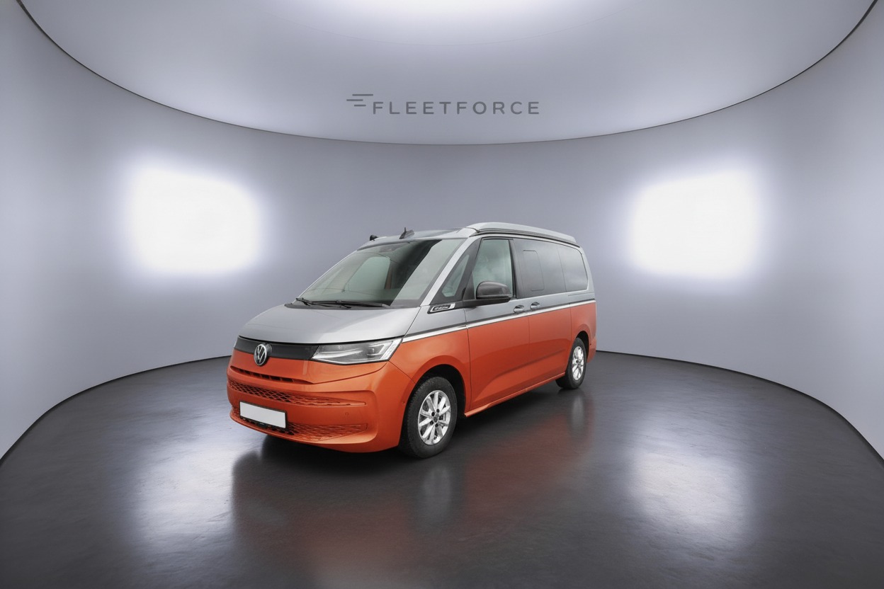 VW T7 California California Beach in Orange