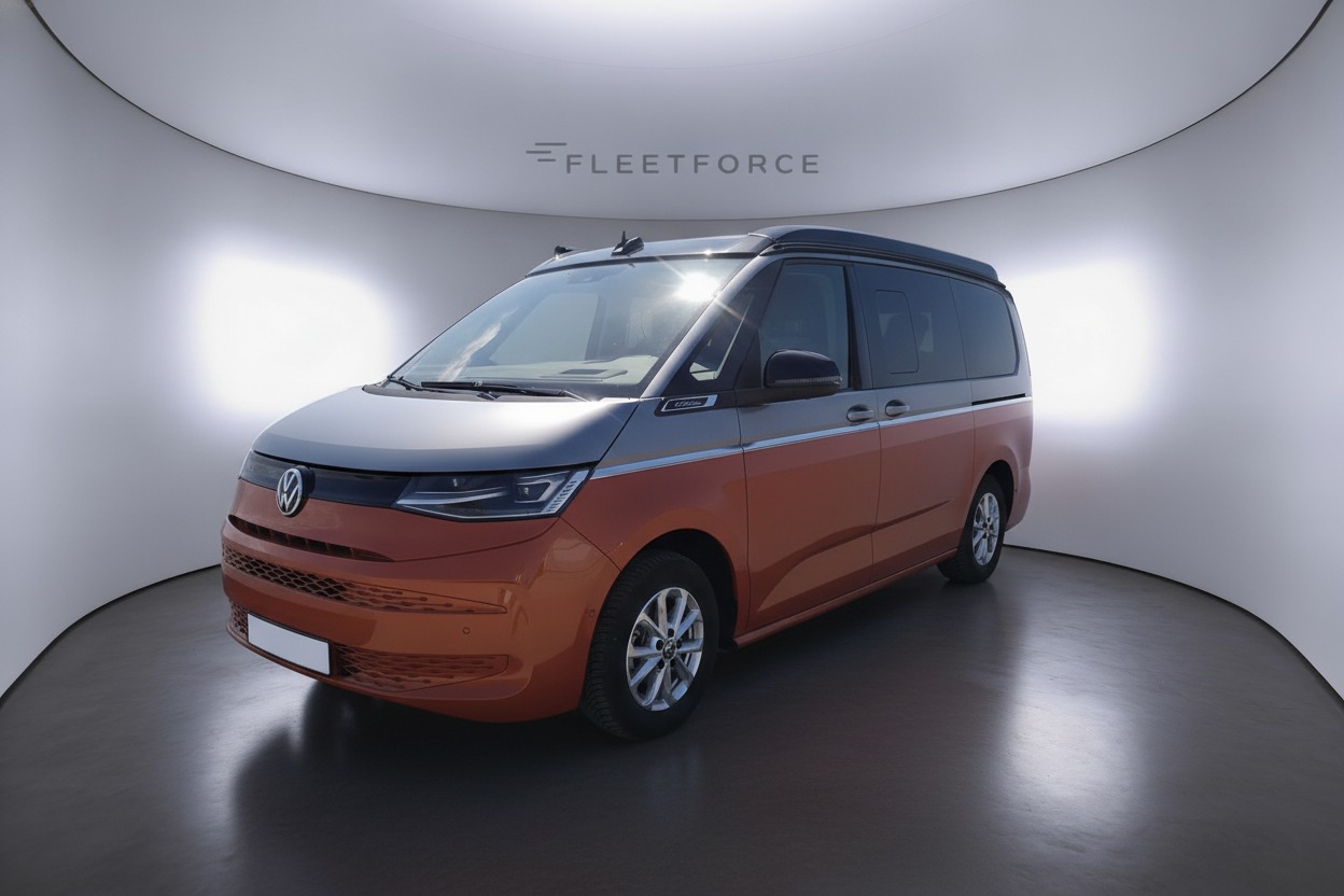 VW T7 California California Beach in Orange